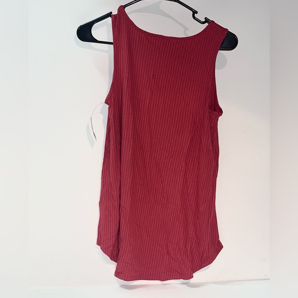 Old Navy Ribbed Red Tank Top - Picture 2 of 4